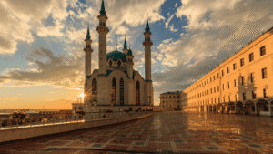 kul-sharif-mosque-in-kazan-kremlin-at-sunset-826963064-59a61fe6519de2001045eed5