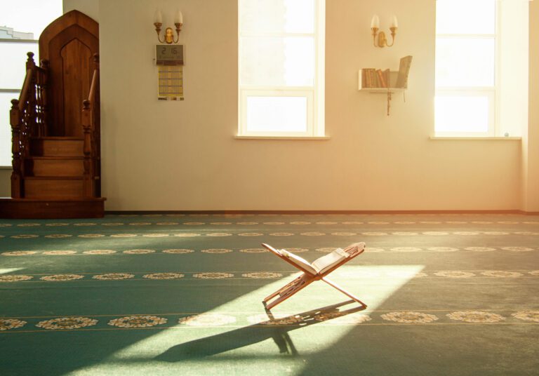 Quran,-,Holy,Book,In,The,Mosque